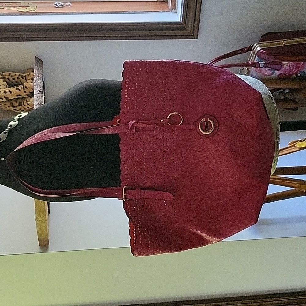 Elisabeth Grant pink bag